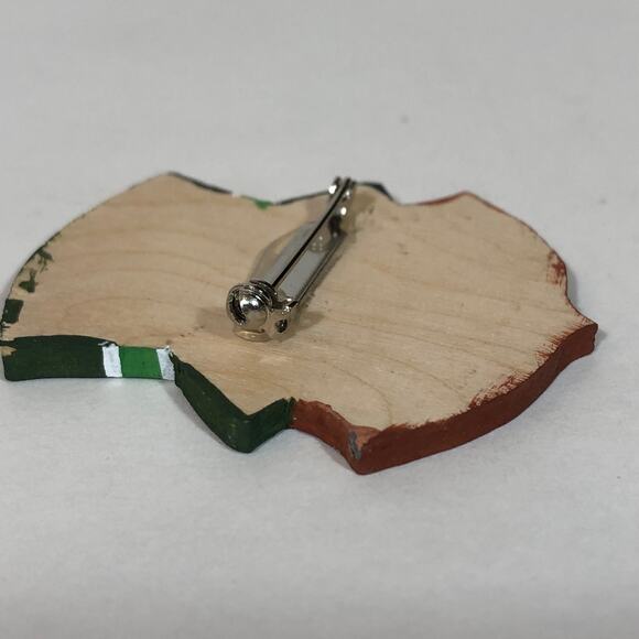 Leprechaun Pin Hand Painted Green Wooden Brooch St. Patrick's Day Irish Vintage - Picture 5 of 5